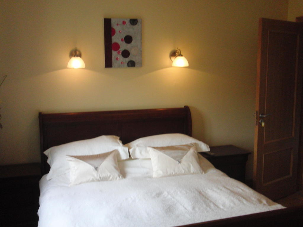 Woodlands House Bed & Breakfast Farranfore Bilik gambar