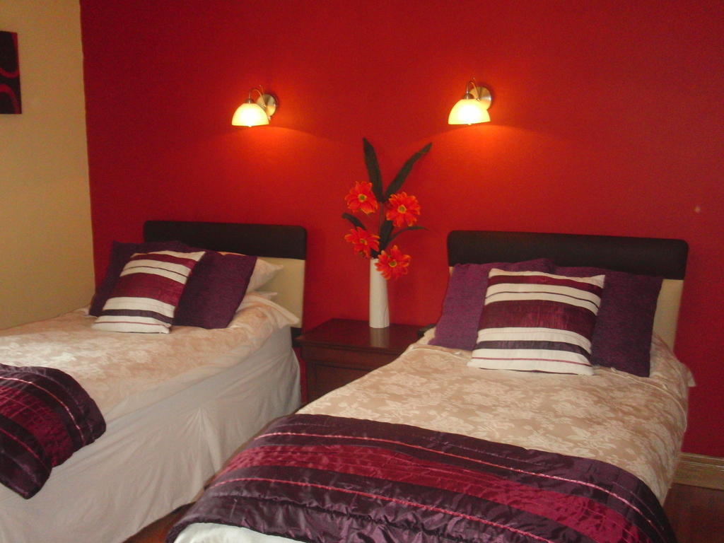 Woodlands House Bed & Breakfast Farranfore Bilik gambar